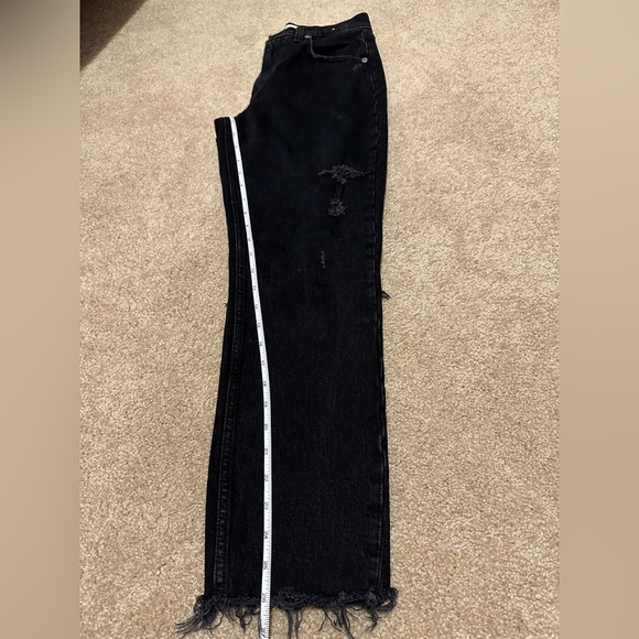 Abercrombie & Fitch The Mom High Rise Black Distressed Jeans Size 27/4 - Picture 8 of 8